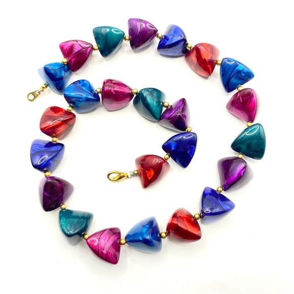 Jeweltone Lucite Pyramid Shape Vintage Bead Necklace - Picture 8 of 8